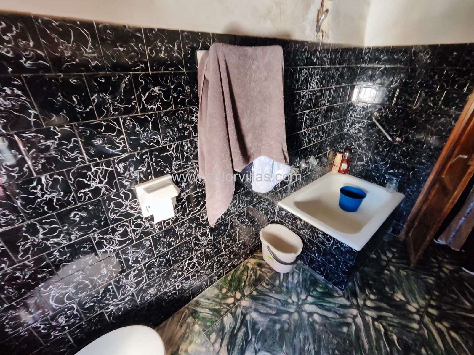 5 soverom Hus til salgs i Benitachell / Benitatxell - € 210 000 (Ref: 9414665)