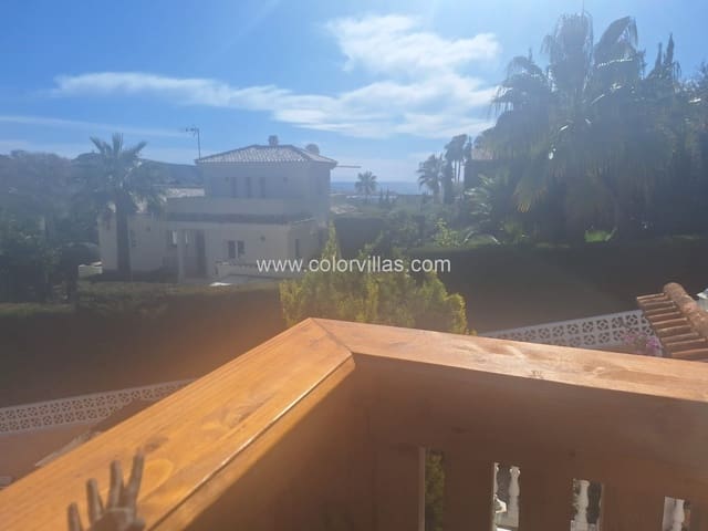 3 soverom Villa til salgs i Teulada Pueblo, Teulada-Moraira med garasje - € 640 000 (Ref: 9414668)