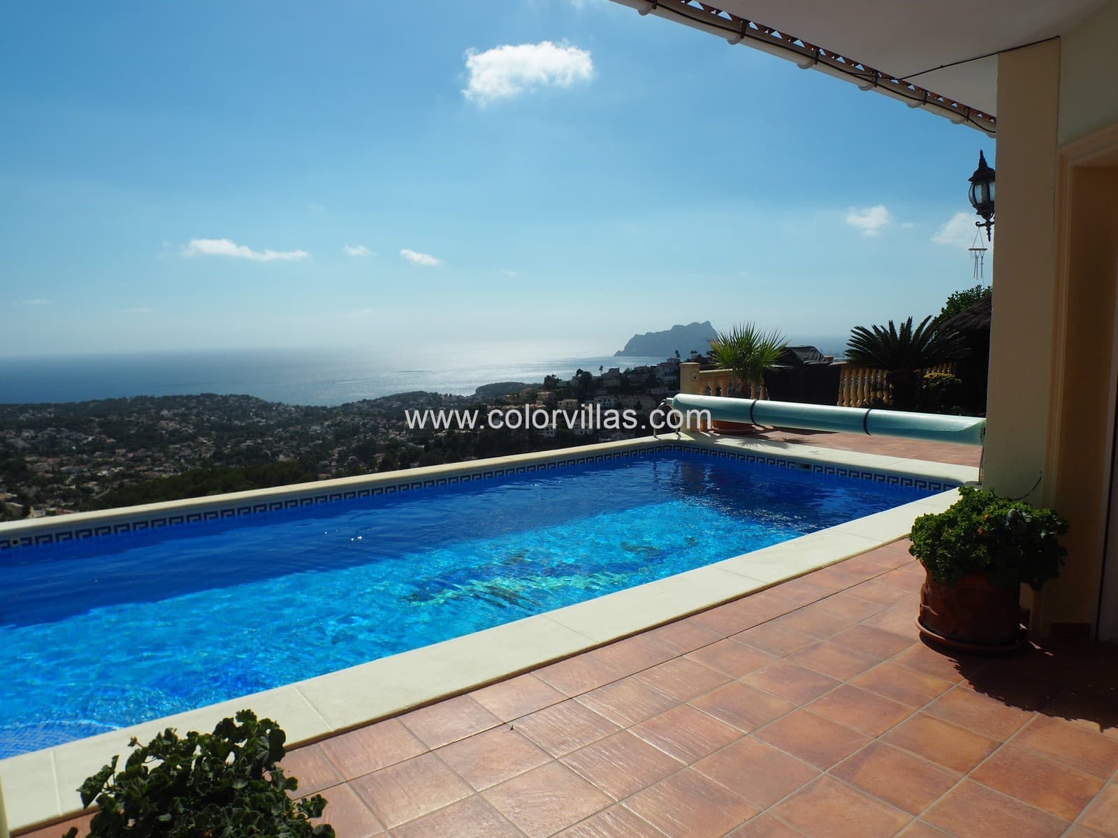 4 bedroom Villa for sale in Moraira with garage - € 1,350,000 (Ref: 9414670)