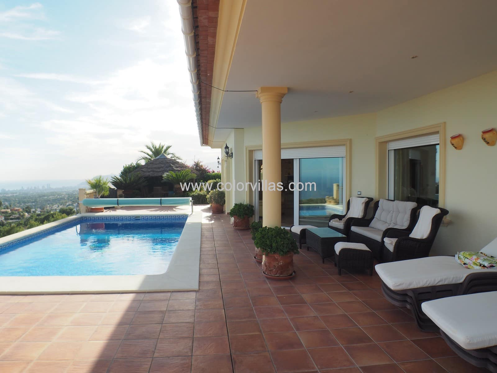4 bedroom Villa for sale in Moraira with garage - € 1,350,000 (Ref: 9414670)
