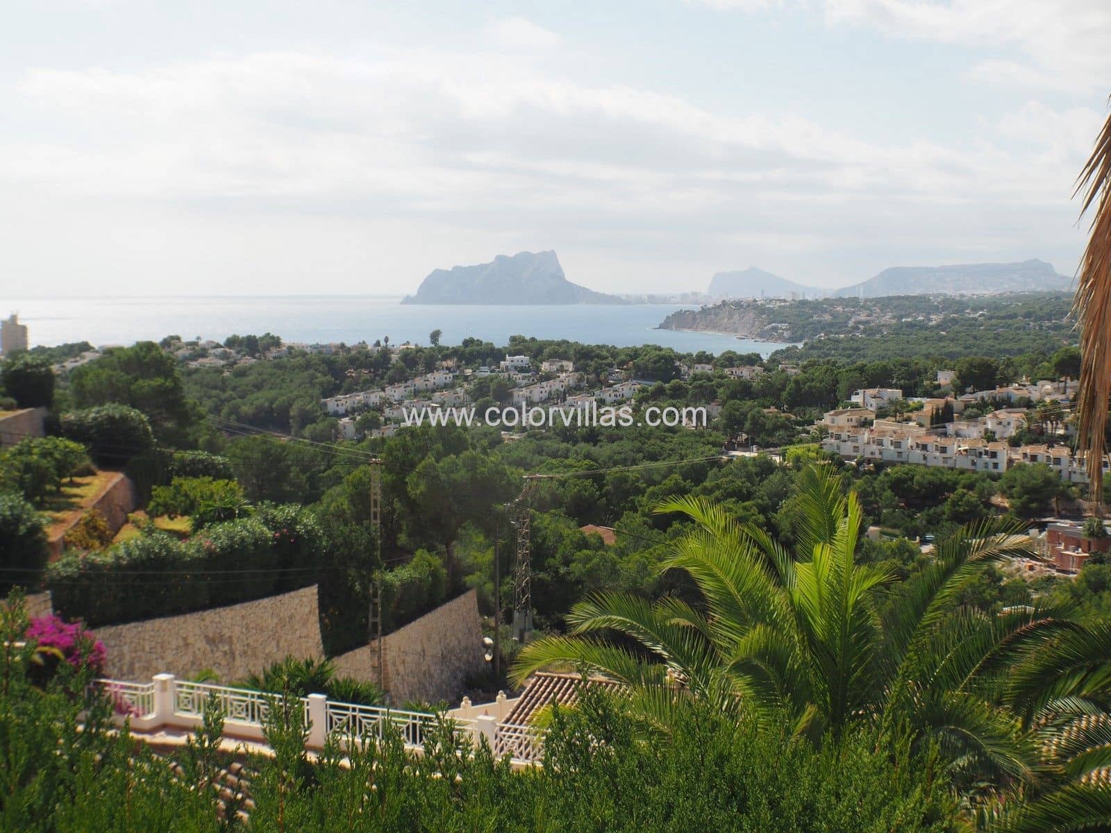 4 bedroom Villa for sale in Moraira with garage - € 1,350,000 (Ref: 9414670)