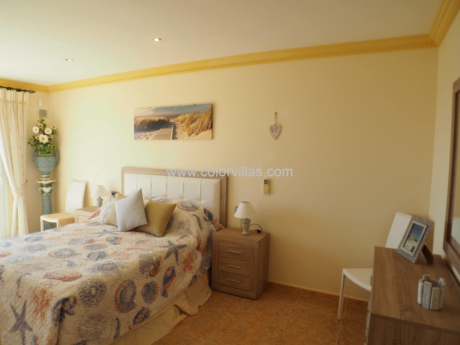 4 bedroom Villa for sale in Moraira with garage - € 1,350,000 (Ref: 9414670)