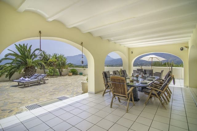 3 quarto Quinta/Casa Rural para venda em Benissa com piscina garagem - 1 220 000 € (Ref: 9414672)