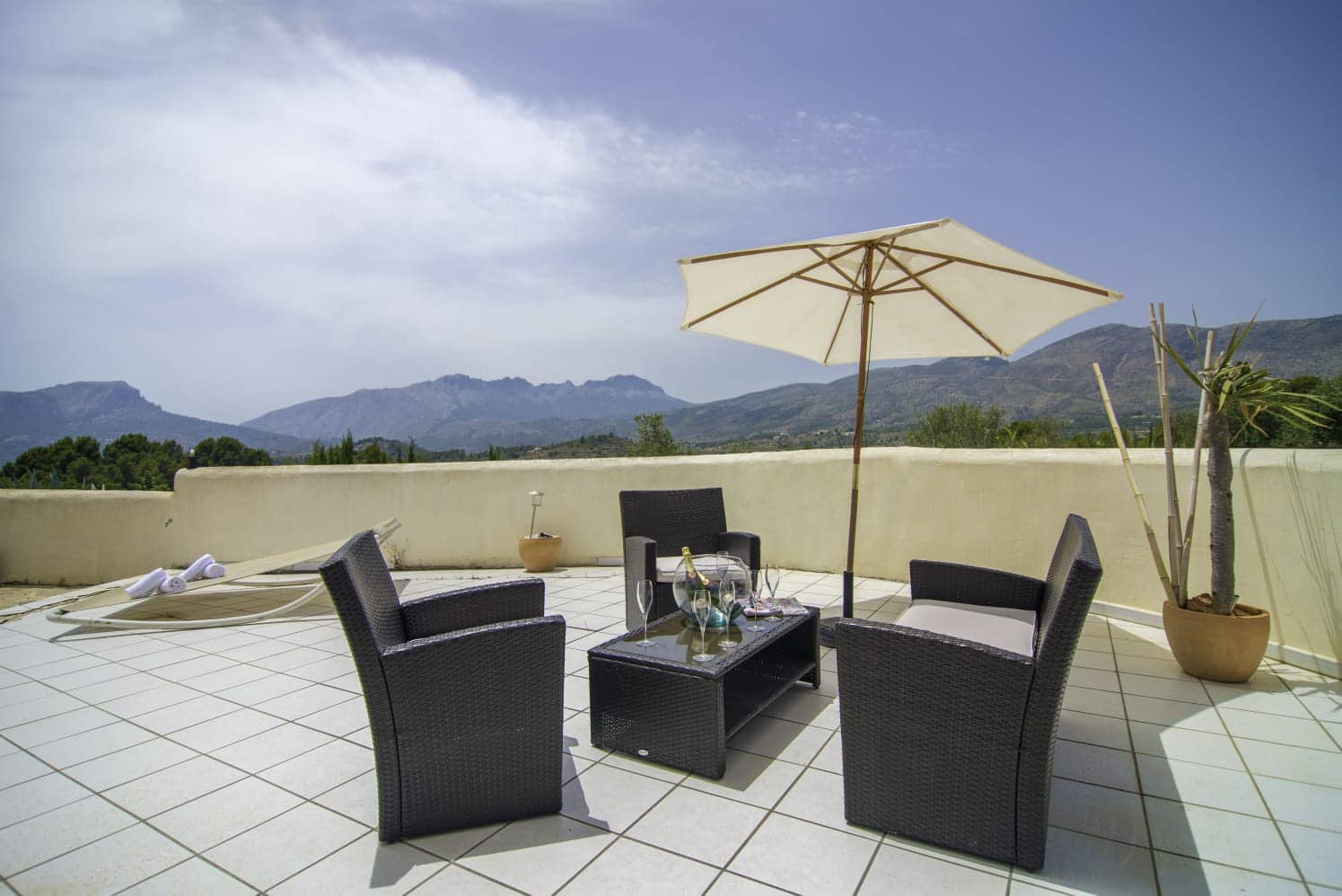 3 makuuhuone Maalaistalo myytävänä paikassa Benissa mukana uima-altaan 
autotalli - 1 220 000 € (Ref: 9414672)