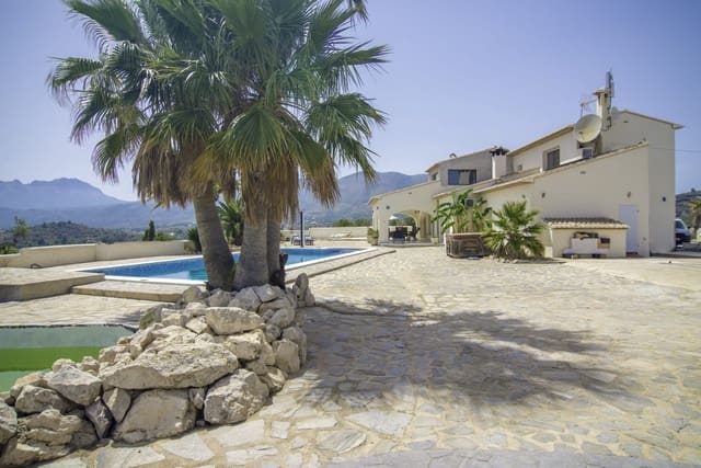 3 quarto Quinta/Casa Rural para venda em Benissa com piscina garagem - 1 220 000 € (Ref: 9414672)