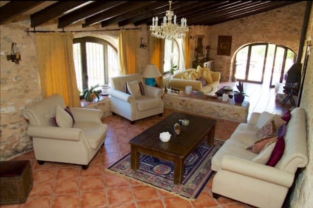 6 makuuhuone Maalaistalo myytävänä paikassa Benissa mukana uima-altaan 
autotalli - 1 390 000 € (Ref: 9414673)