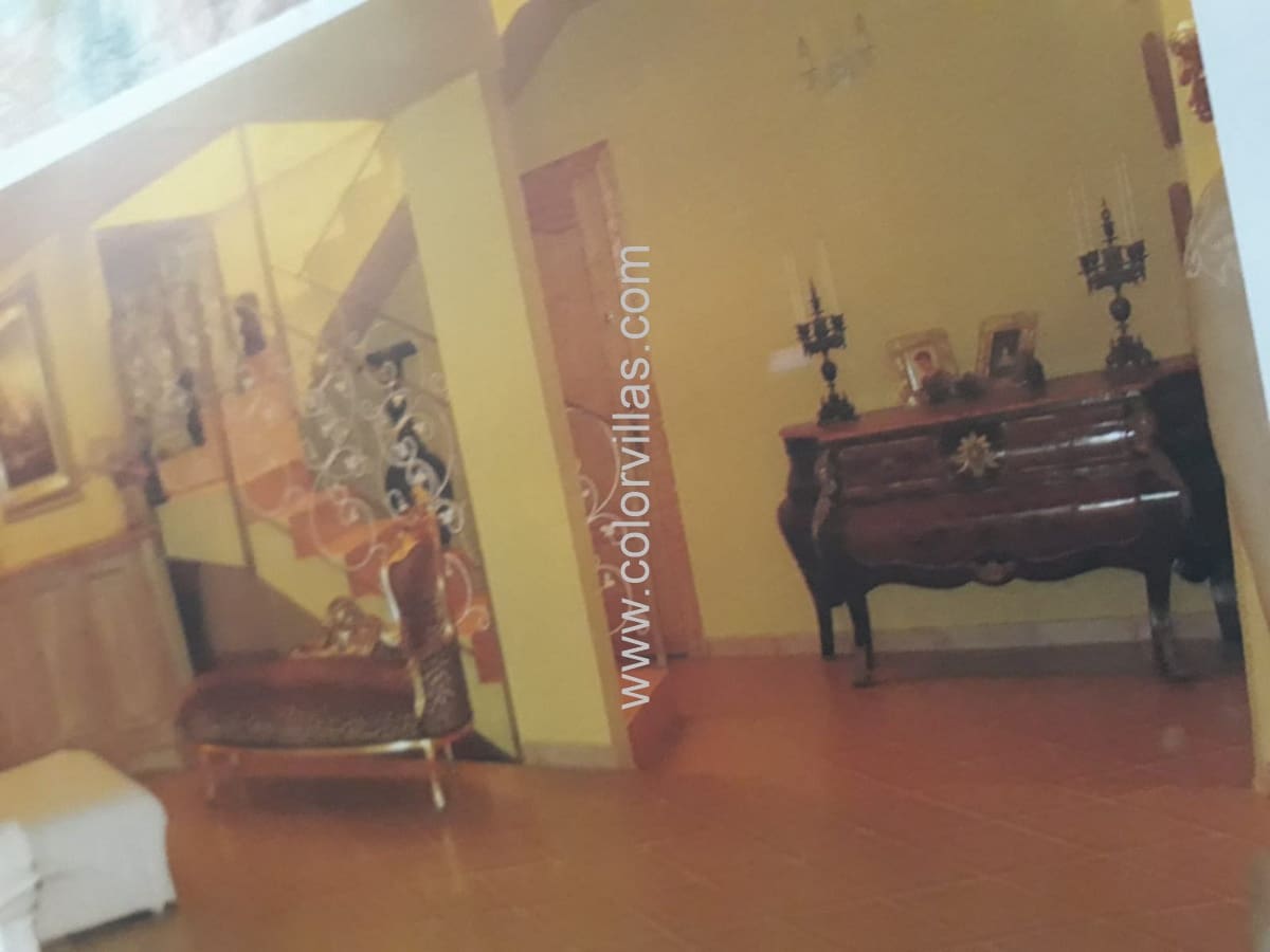 5 Zimmer Villa zu verkaufen in Altea mit Pool Garage - 1.300.000 € (Ref: 9414675)