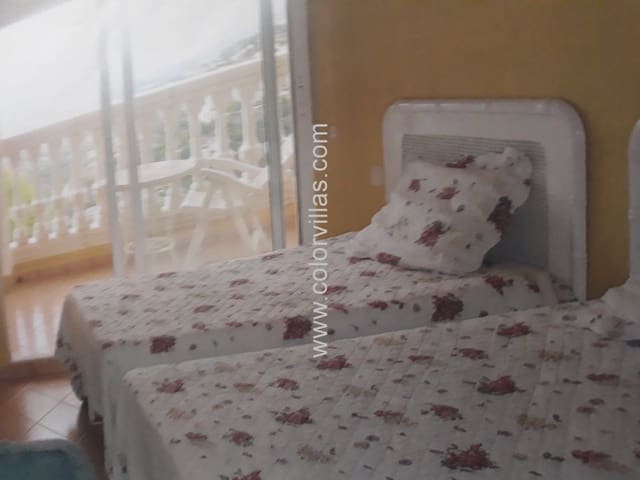 5 Zimmer Villa zu verkaufen in Altea mit Pool Garage - 1.300.000 € (Ref: 9414675)