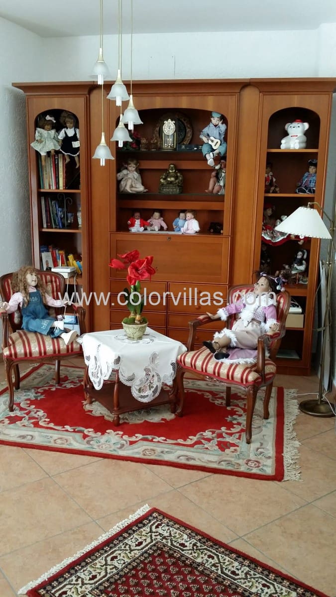 5 bedroom Villa for sale in Calpe / Calp with garage - € 950,000 (Ref: 9414677)