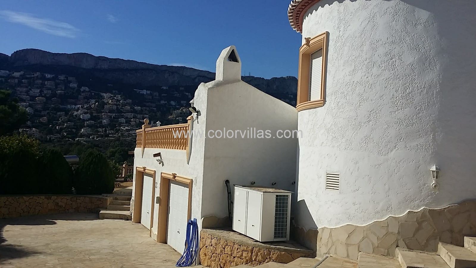 5 bedroom Villa for sale in Calpe / Calp with garage - € 950,000 (Ref: 9414677)