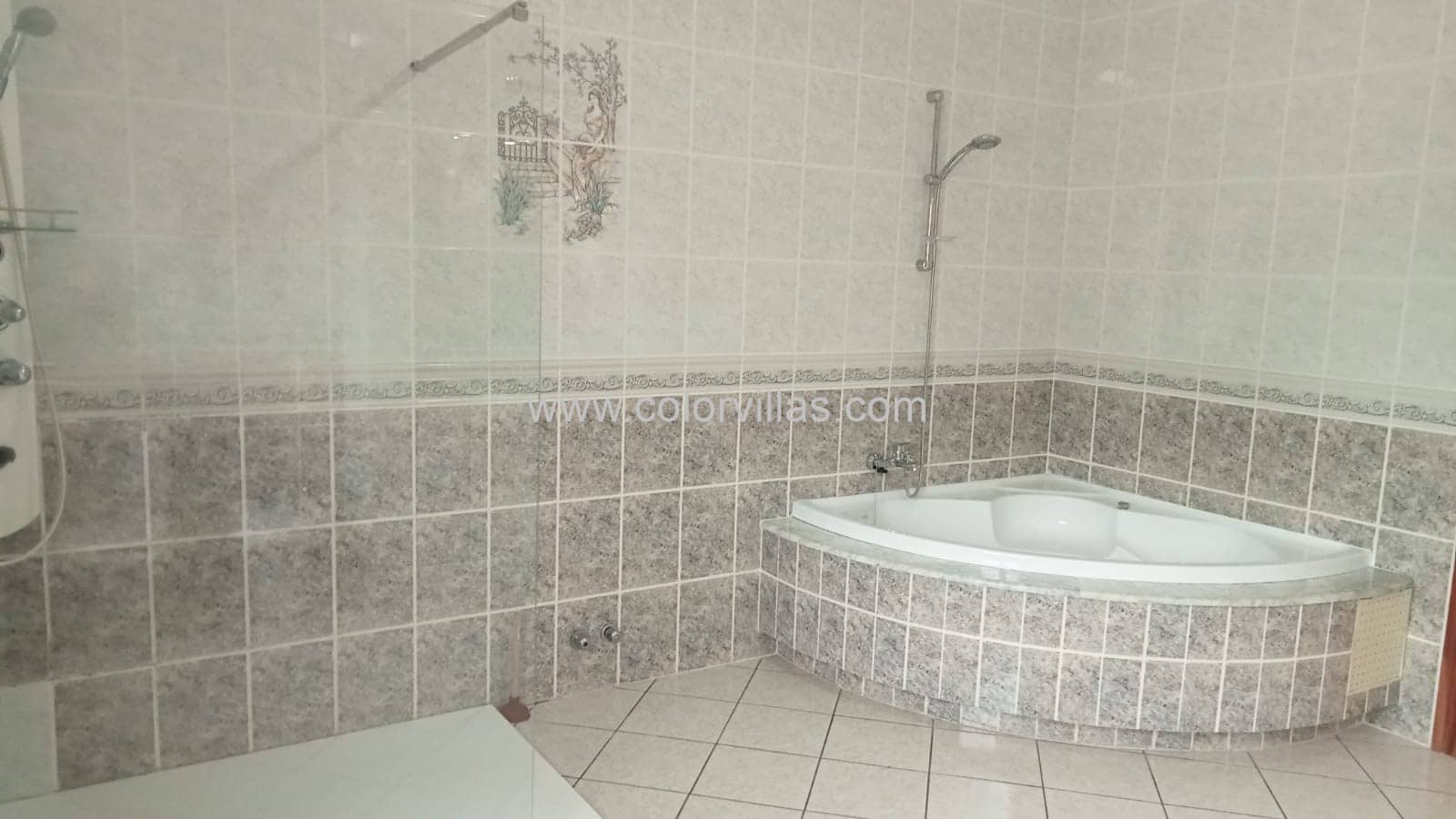 5 bedroom Villa for sale in Calpe / Calp with garage - € 950,000 (Ref: 9414677)