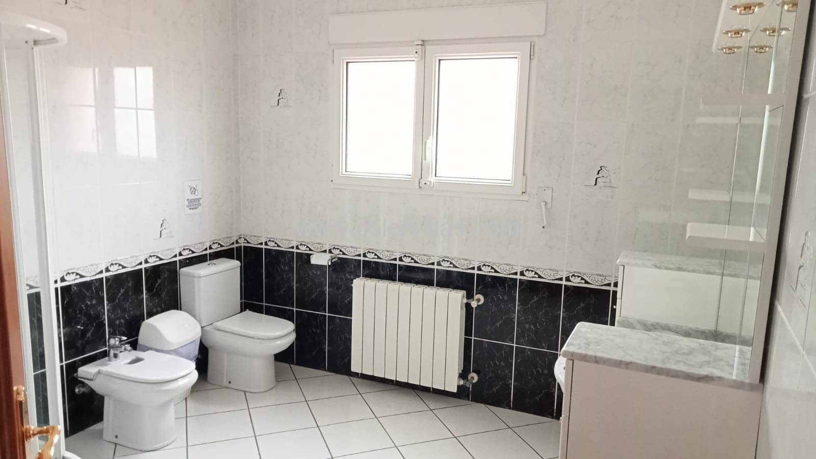 5 bedroom Villa for sale in Calpe / Calp with garage - € 950,000 (Ref: 9414677)