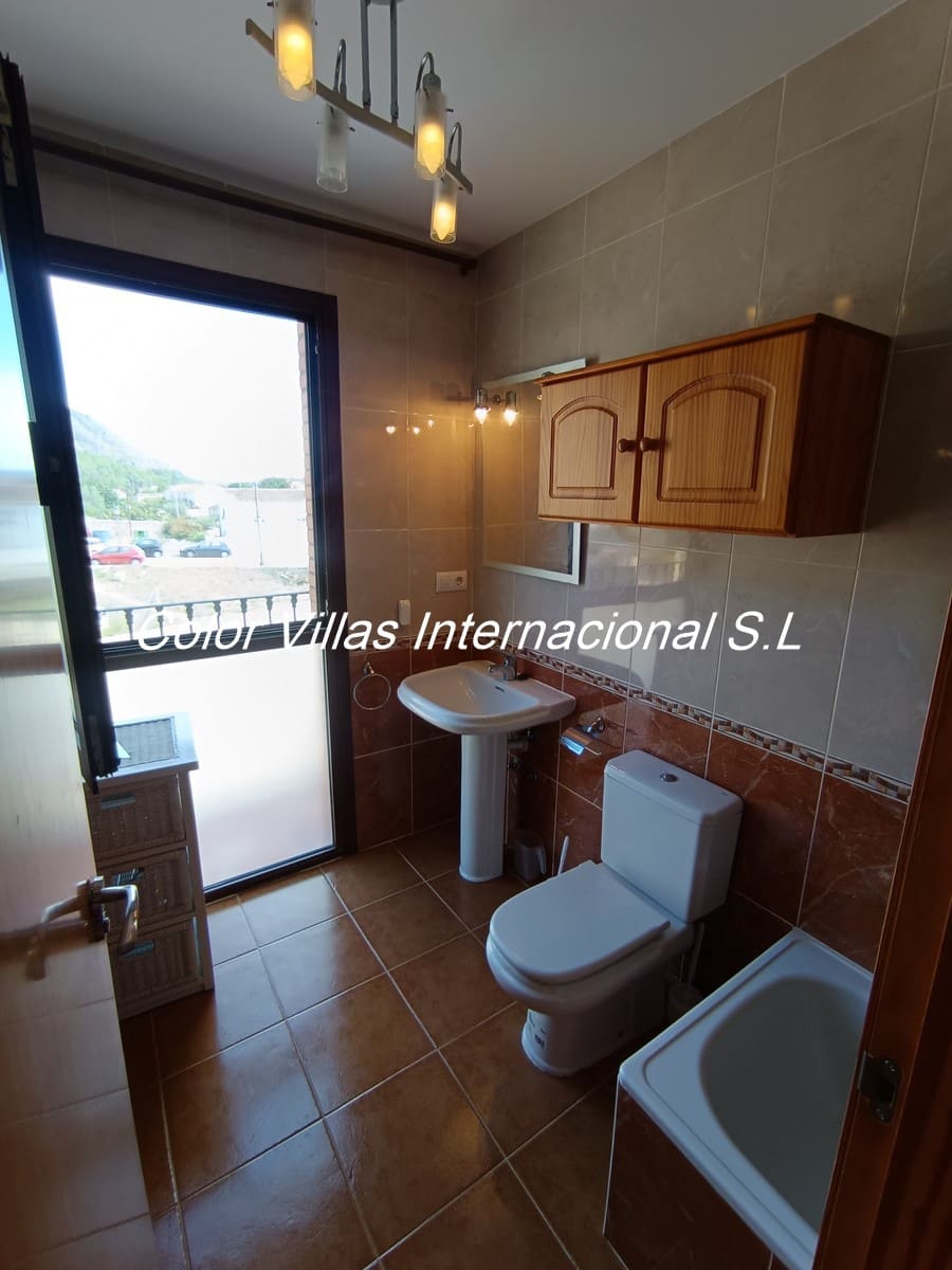 Semi-detached Villa for sale in Benigembla / Benichembla with garage - € 210,500 (Ref: 9414678)