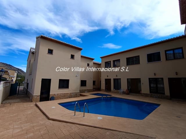 Semi-fristående Villa till salu i Benigembla / Benichembla med garage - 210 500 € (Ref: 9414678)