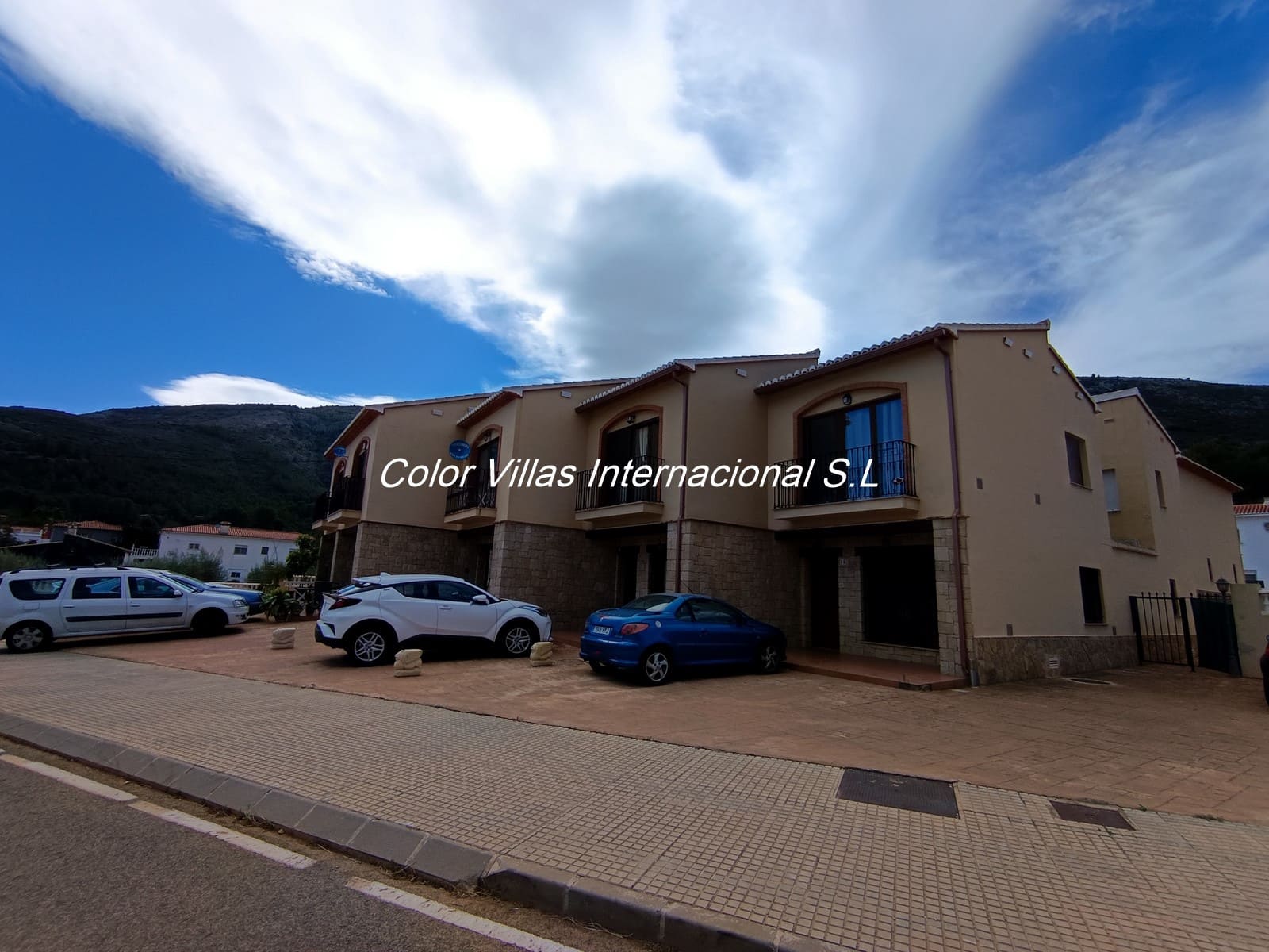 Semi-detached Villa for sale in Benigembla / Benichembla with garage - € 210,500 (Ref: 9414678)