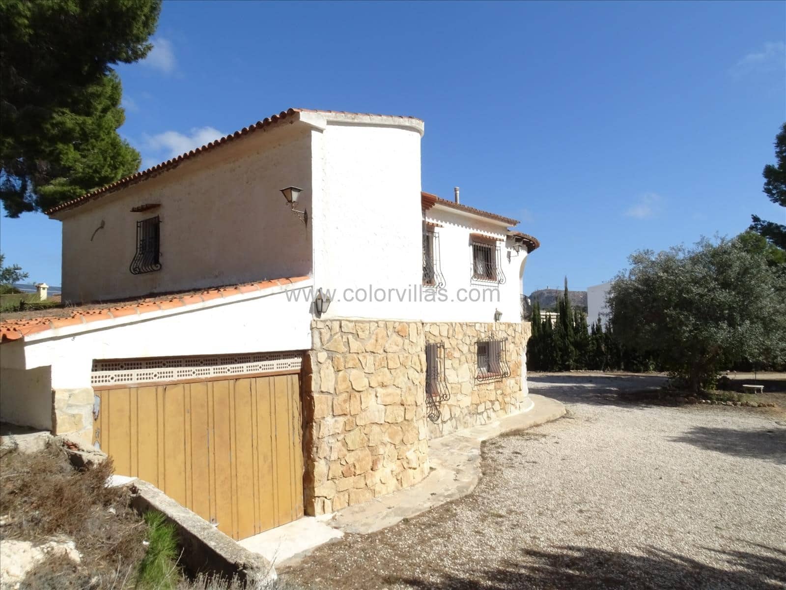 6 bedroom Villa for sale in Moraira - € 1,490,000 (Ref: 9414679)