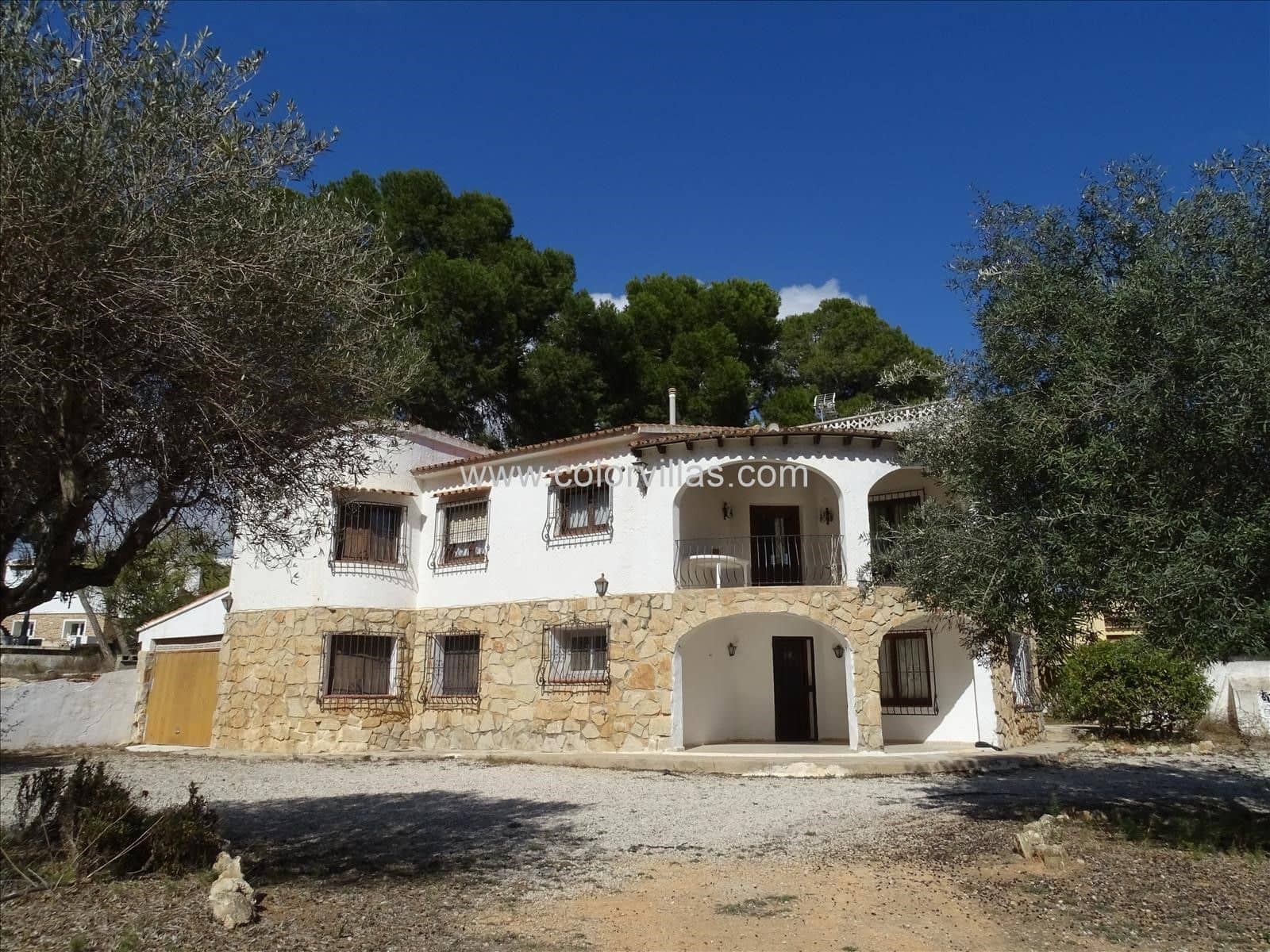 6 bedroom Villa for sale in Moraira - € 1,490,000 (Ref: 9414679)