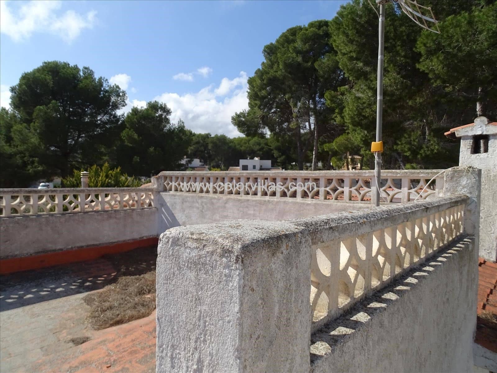 6 bedroom Villa for sale in Moraira - € 1,490,000 (Ref: 9414679)