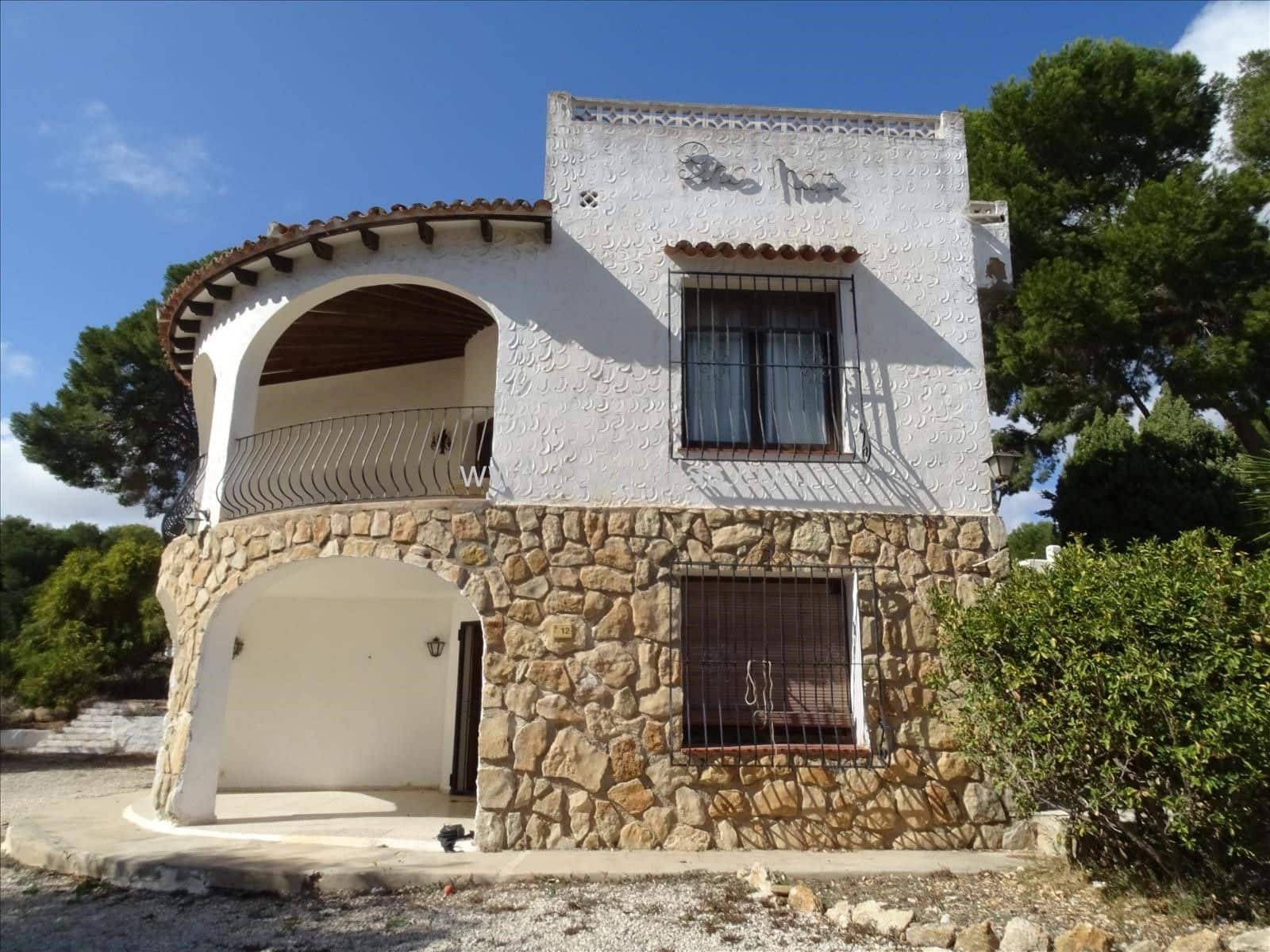 6 bedroom Villa for sale in Moraira - € 1,490,000 (Ref: 9414679)