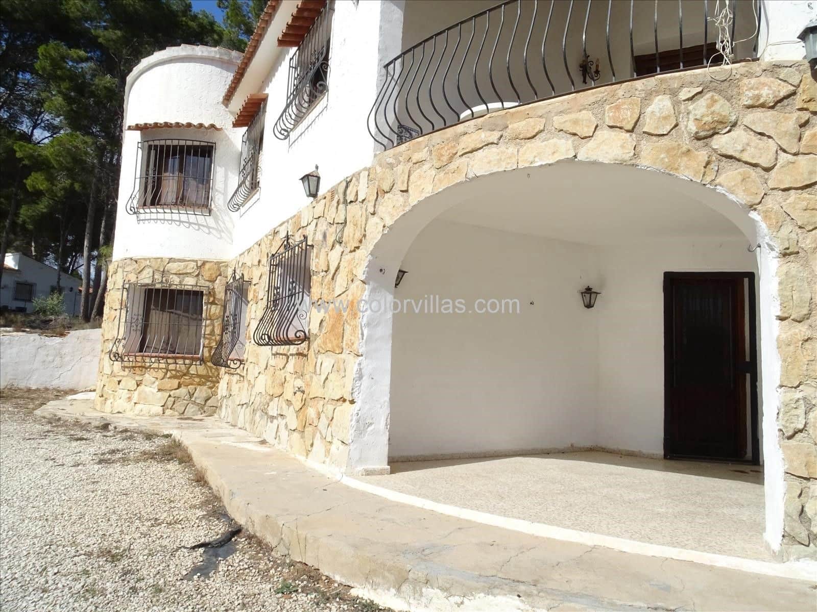 6 bedroom Villa for sale in Moraira - € 1,490,000 (Ref: 9414679)