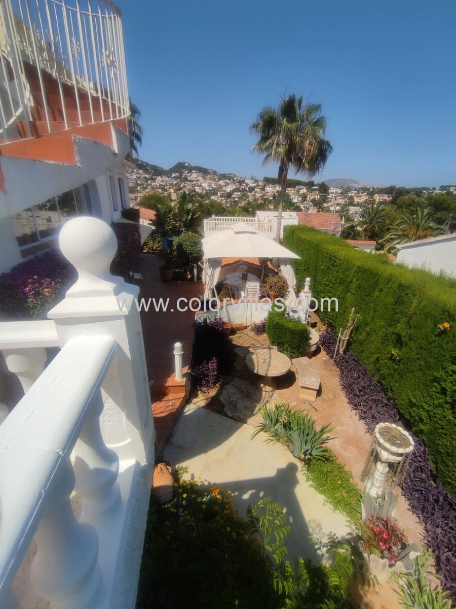 3 makuuhuone Huvila myytävänä paikassa Benissa mukana 
autotalli - 485 000 € (Ref: 9414680)