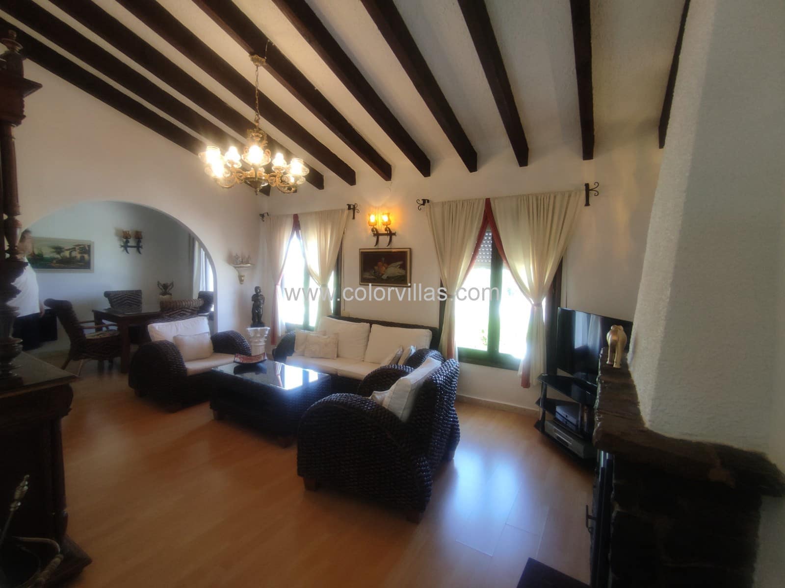 3 makuuhuone Huvila myytävänä paikassa Benissa mukana 
autotalli - 485 000 € (Ref: 9414680)