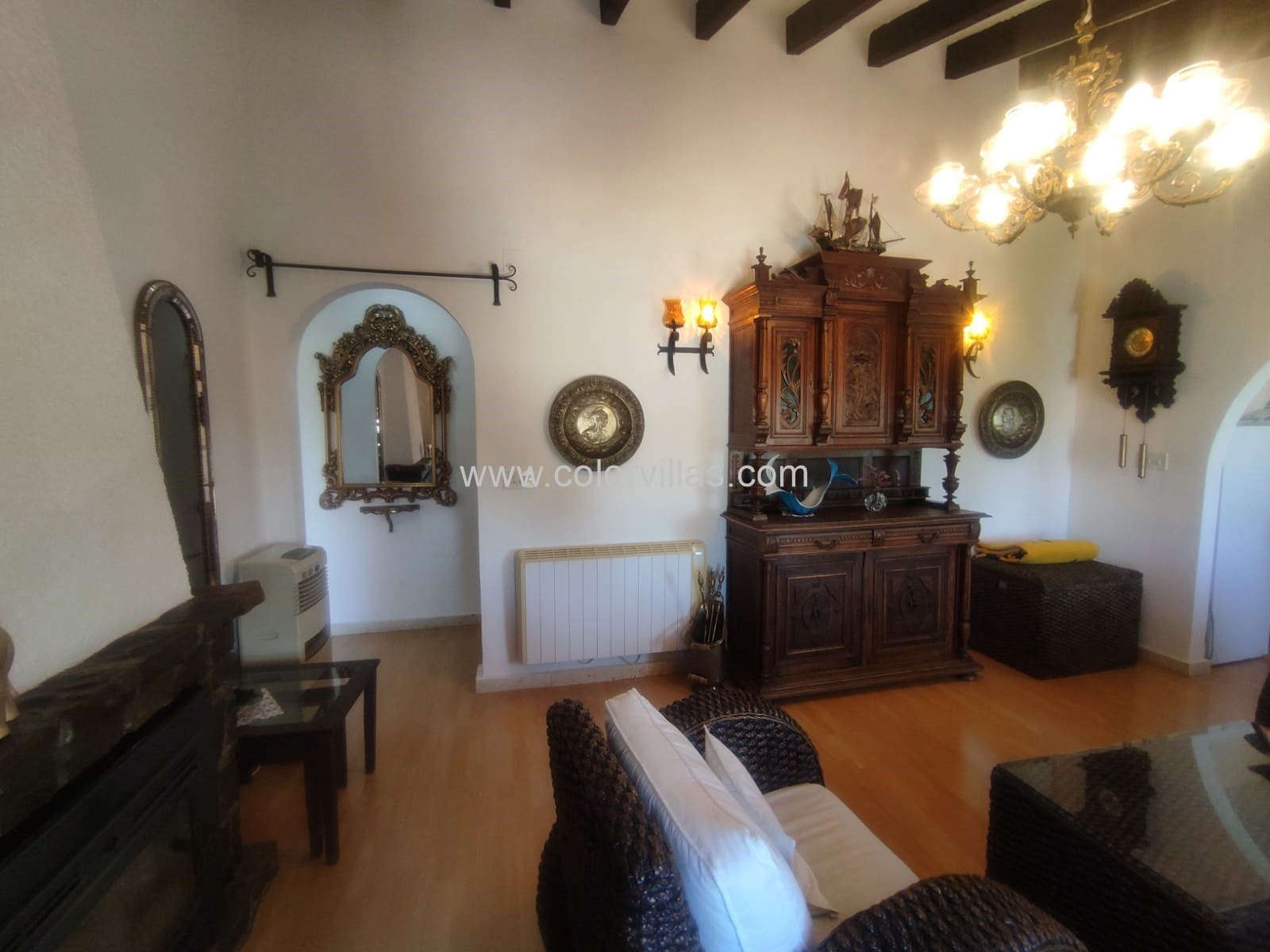 3 makuuhuone Huvila myytävänä paikassa Benissa mukana 
autotalli - 485 000 € (Ref: 9414680)