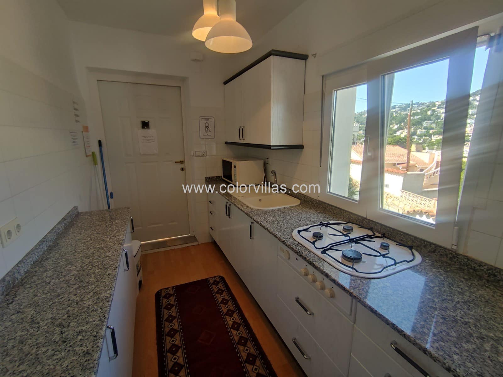 3 makuuhuone Huvila myytävänä paikassa Benissa mukana 
autotalli - 485 000 € (Ref: 9414680)