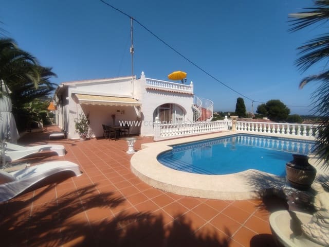 3 makuuhuone Huvila myytävänä paikassa Benissa mukana 
autotalli - 485 000 € (Ref: 9414680)