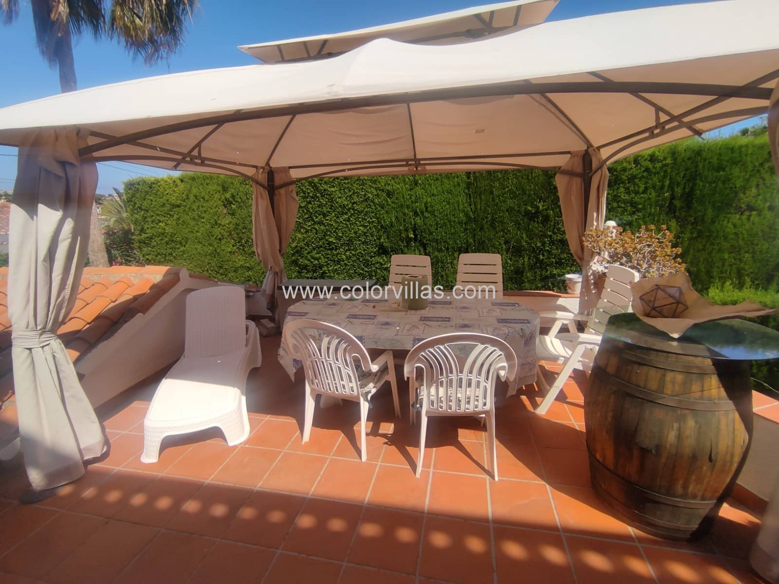 3 makuuhuone Huvila myytävänä paikassa Benissa mukana 
autotalli - 485 000 € (Ref: 9414680)