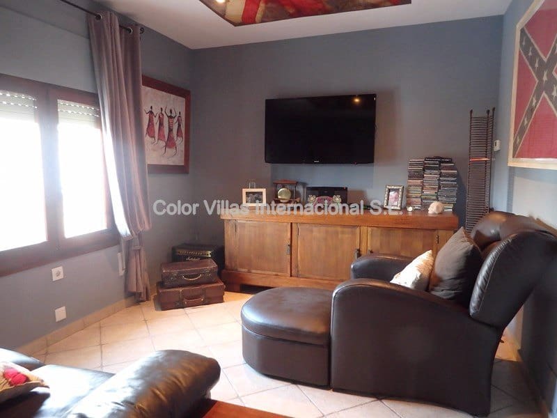 5 sovrum Villa till salu i Montemar med garage - 599 000 € (Ref: 9414682)