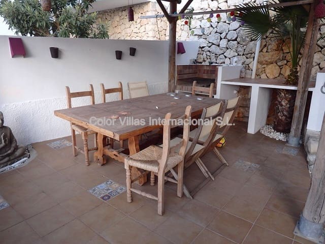 5 slaapkamer Villa te koop in Montemar, Benissa met garage - € 599.000 (Ref: 9414682)