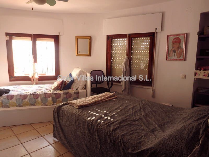 5 sovrum Villa till salu i Montemar med garage - 599 000 € (Ref: 9414682)