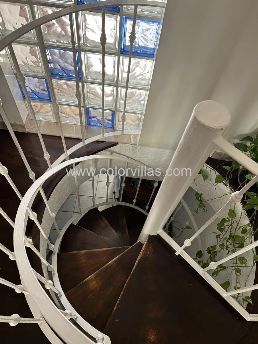 5 soveværelse Villa til salg i Montemar med garage - € 599.000 (Ref: 9414682)