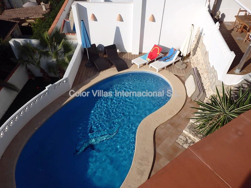 5 soveværelse Villa til salg i Montemar med garage - € 599.000 (Ref: 9414682)