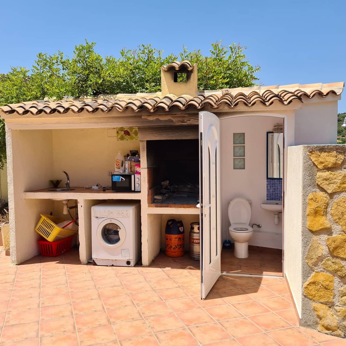 Finca/Herregård til salgs i Benissa med garasje - € 1 100 (Ref: 9414684)