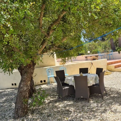 Finca/Herregård til salgs i Benissa med garasje - € 1 100 (Ref: 9414684)