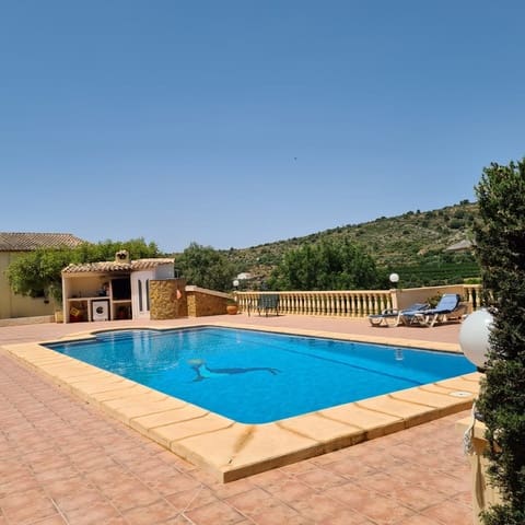 Finca/Herregård til salgs i Benissa med garasje - € 1 100 (Ref: 9414684)