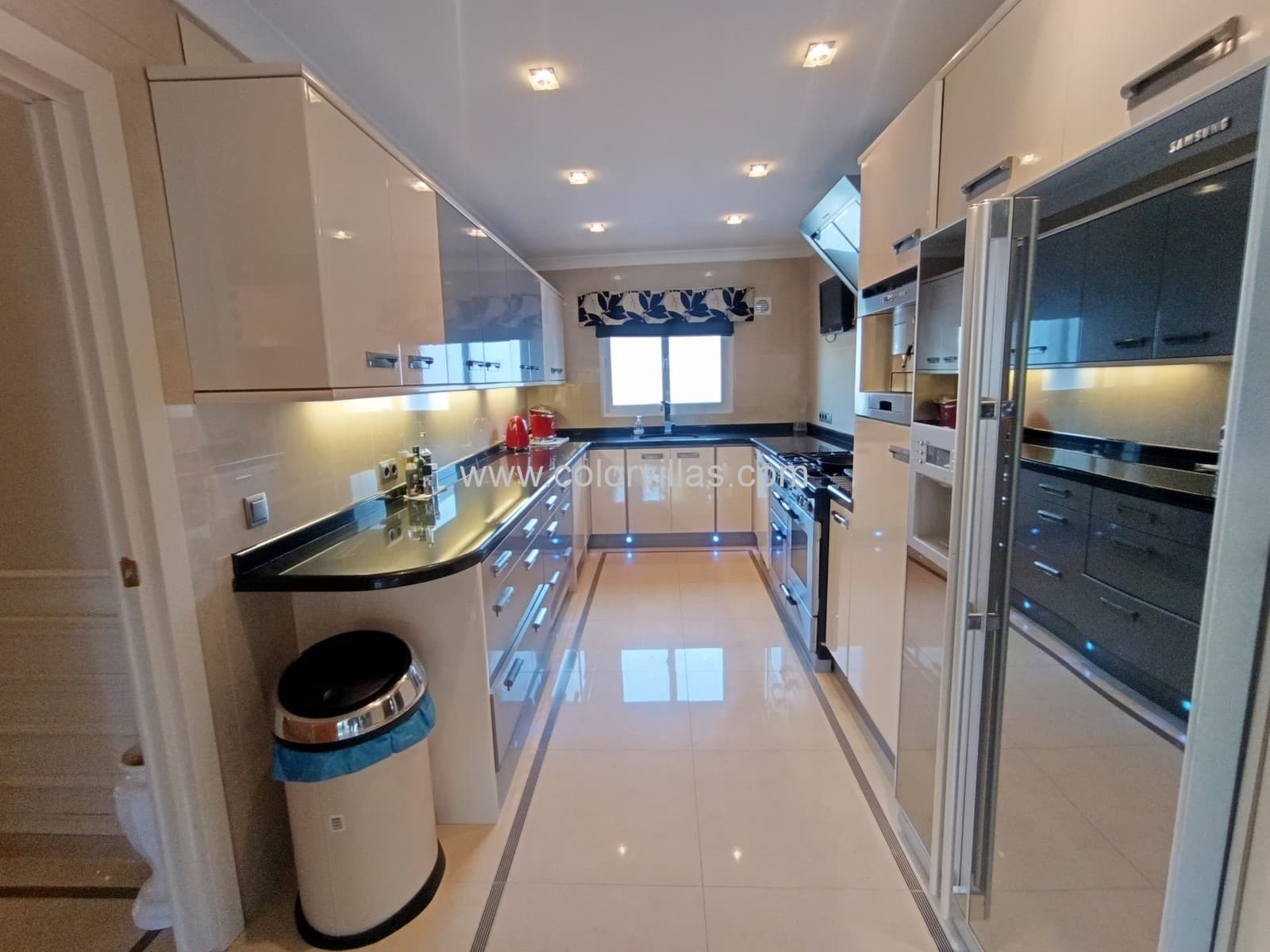 Chalet de 5 habitaciones en Benissa en venta con piscina garaje - 1.500.000 € (Ref: 9414685)