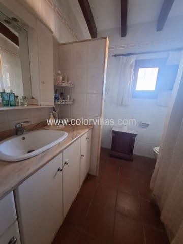 3 sovrum Finca/Hus på landet till salu i Moraira, Teulada-Moraira med garage - 570 000 € (Ref: 9414691)