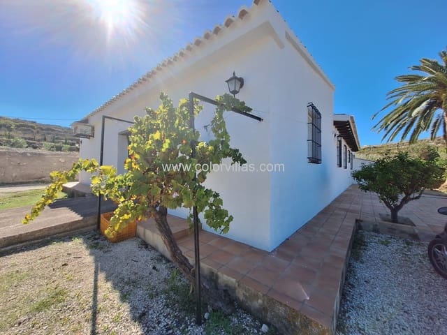 3 sovrum Finca/Hus på landet till salu i Moraira, Teulada-Moraira med garage - 570 000 € (Ref: 9414691)