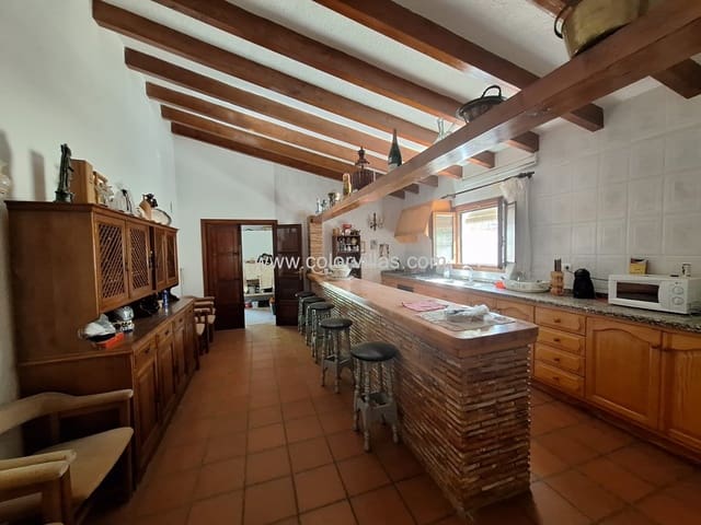 3 sovrum Finca/Hus på landet till salu i Moraira, Teulada-Moraira med garage - 570 000 € (Ref: 9414691)