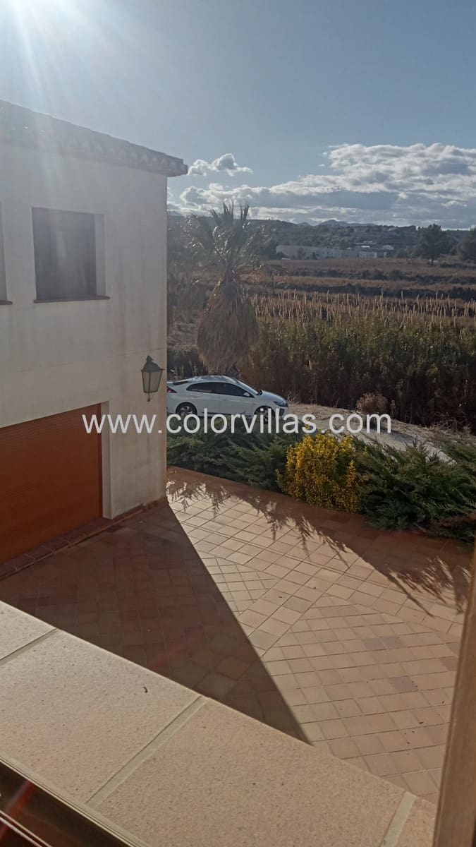 9 makuuhuone Maalaistalo myytävänä paikassa Moraira - 900 000 € (Ref: 9414699)