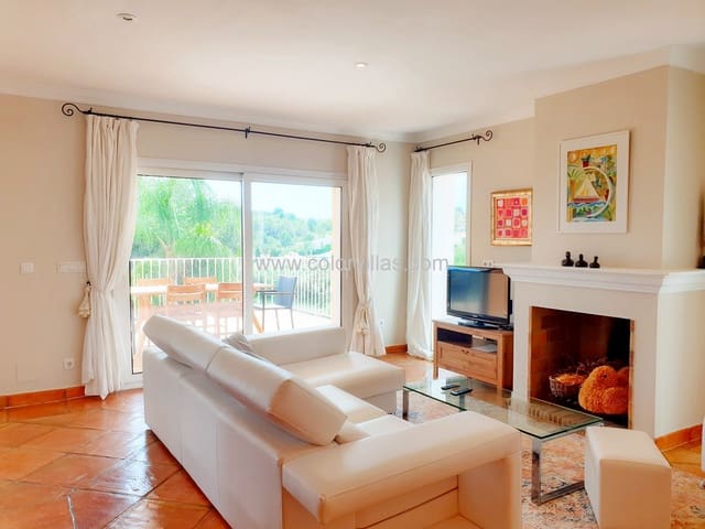 4 Zimmer Villa zu verkaufen in Moraira, Teulada-Moraira mit Garage - 965.000 € (Ref: 9414700)