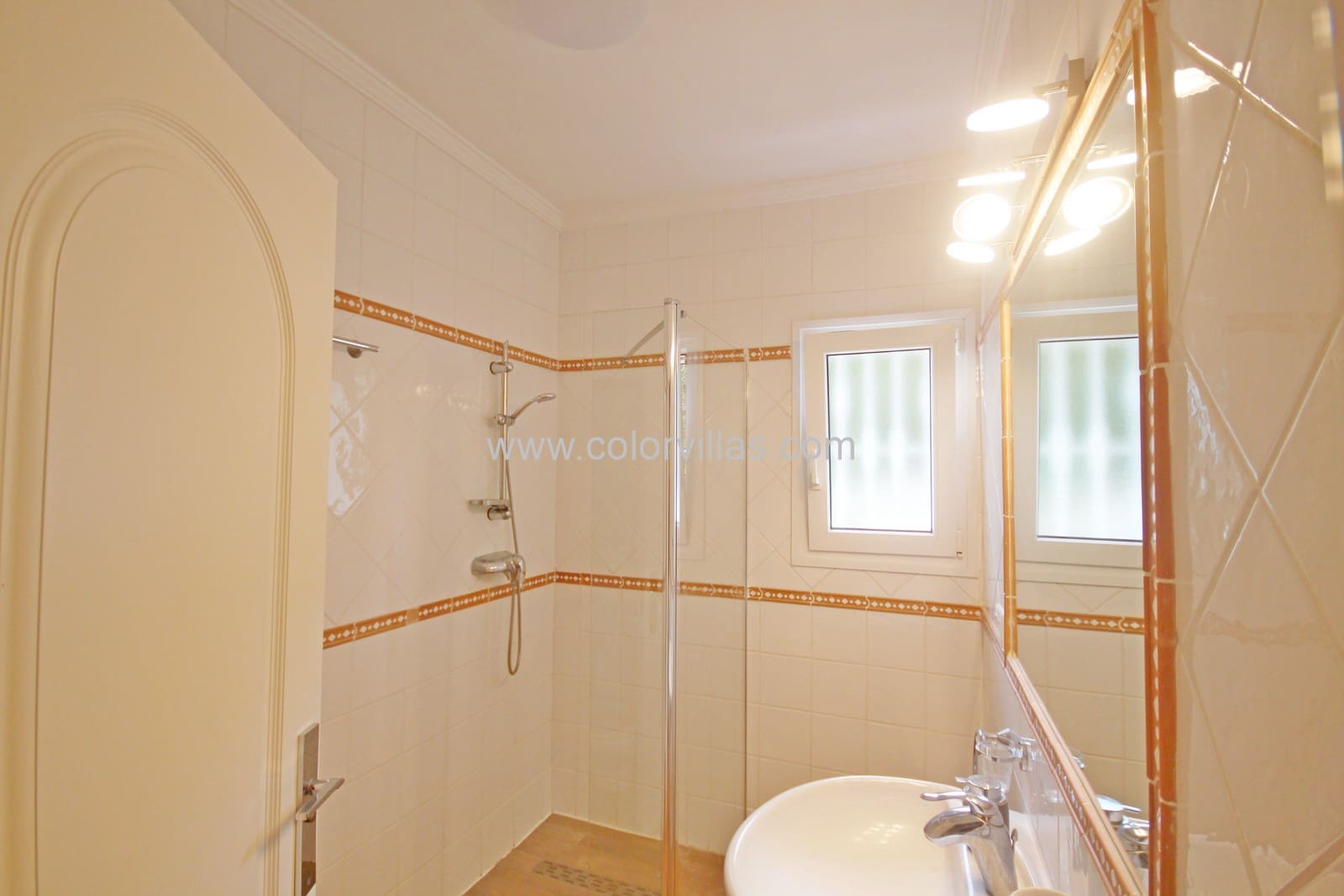 4 Zimmer Villa zu verkaufen in Moraira mit Garage - 965.000 € (Ref: 9414700)