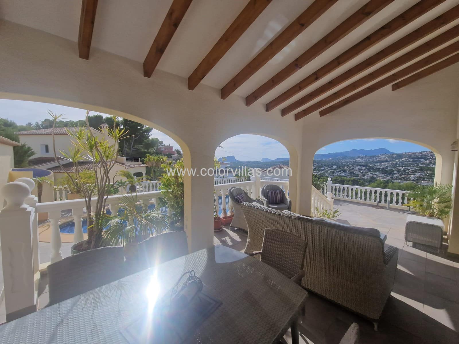 5 bedroom Villa for sale in Moraira with garage - € 745,000 (Ref: 9414702)