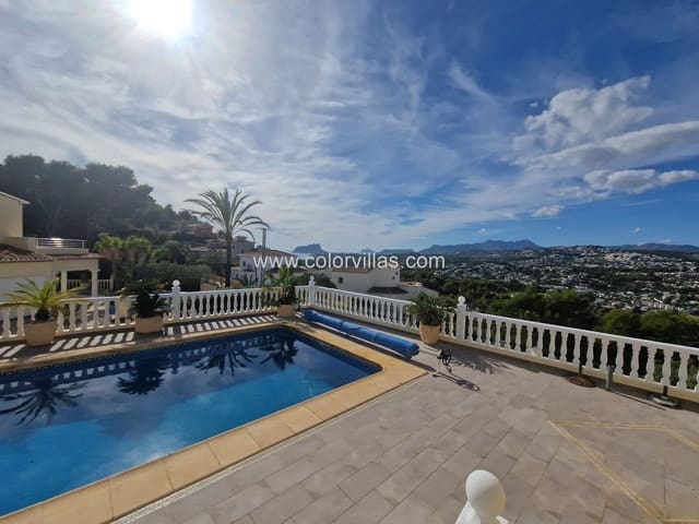 5 bedroom Villa for sale in Paichi, Teulada-Moraira with garage - € 745,000 (Ref: 9414702)