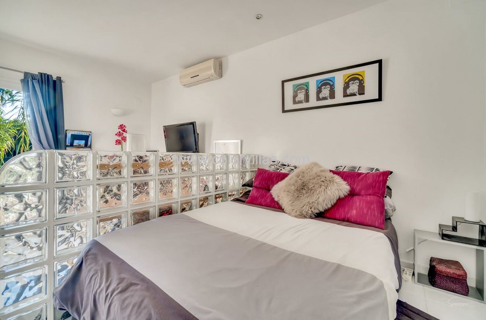 6 bedroom Villa for sale in Teulada with garage - € 895,000 (Ref: 9414703)