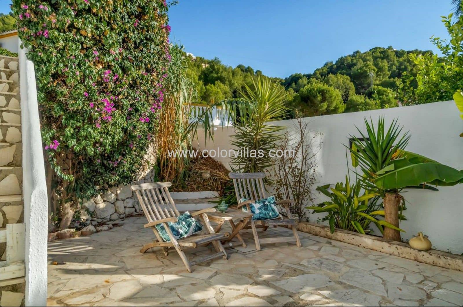 6 bedroom Villa for sale in Teulada with garage - € 895,000 (Ref: 9414703)