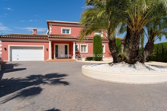 4 Zimmer Villa zu verkaufen in Moraira, Teulada-Moraira mit Pool Garage - 2.000.000 € (Ref: 9414704)